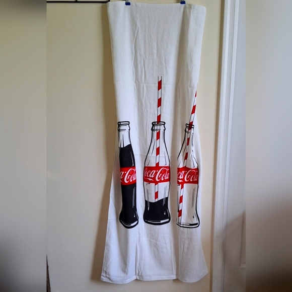 Coca-Cola Beach Towel with Red Bottle Design 100%Cotton - Picture 2 of 4